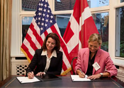 Kathy Warden, CEO at Northrop Grumman Corporation and Henriette Hallberg Thygesen, CEO at Terma Group.