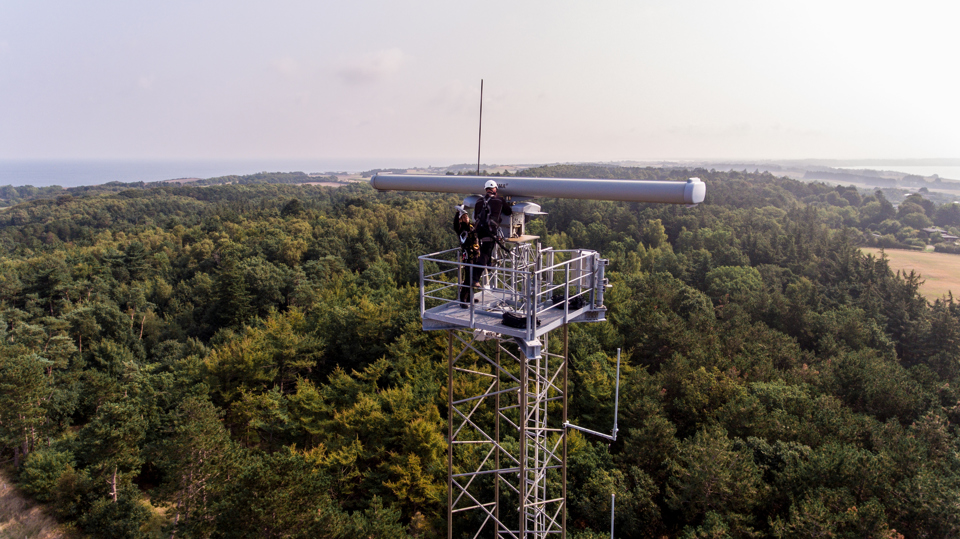 Terma Service Engineers at work at the top of a radar tower.